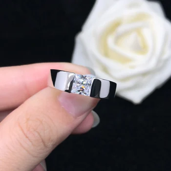 18K Bílé Zlato 750 0.5 Ct Princezna Řezané D Moissanite Snubní Prsten pro Ženy A Muže Jednoduchý Životní Styl Unisex Zlaté Šperky