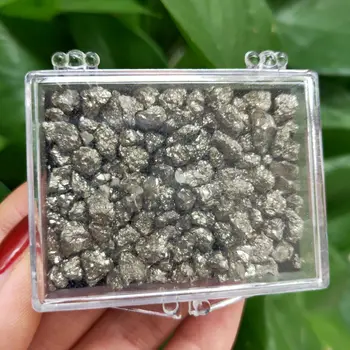 1box Přírodní Měď Pyrit Minerální Exemplář Chalcopyrite Crystal Rock Kameny Původní Vzorek Minerální Kazetové Sbírky Kámen