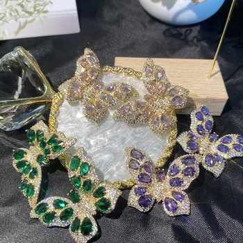 Luxusní butterfly luk Kubický Zirkon Crystal Náušnice Zelená Fialová Ženy Doplňky Šperky Módní korejský Pop Svatební Party Dárek