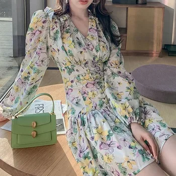 V-neck Elegantní Mini Šaty Ženy Ležérní Design Květinové Šaty Dlouhý Rukáv Beach Šaty Ženy Office Lady korejský Styl 2021 Léto