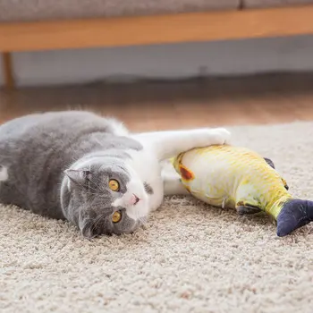 Nová hračka pro kočky simulace ryby kočka máta plyšové hračky Funny hračka pro kočky Pet molární skus hračka amur panenka polštář