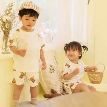 Batole Dětské Oblečení Set Dětské Letní Oblečení korejský Chlapec Dívka Krátký Rukáv t Košile Topy + Kalhoty 2ks Oblečení s Bear Tisk
