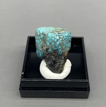Velmi vzácné! Přírodní nehty Tyrkysové Minerální exemplář kameny a krystaly léčení krystaly křemene box velikost 2,8 cm