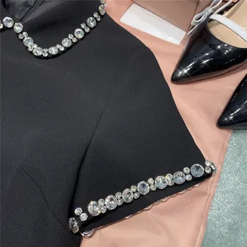 Luxusní Ručně vyráběné Diamanty Žena Šaty 2021 Letní Korean Módní Elegantní Krátký Rukáv Černé Mini Šaty Party pro Ženy