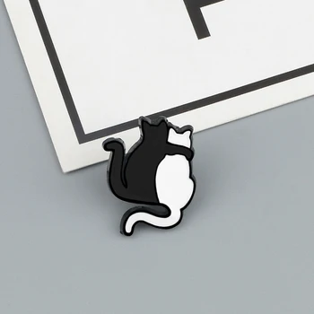 Černé Bílé Kočky Zvíře Smalt Pin Roztomilý Kreslený Kotě Kočka Objímání Děti Brož Bunda Denim Klopový Odznak Šperky Přátele Dárky